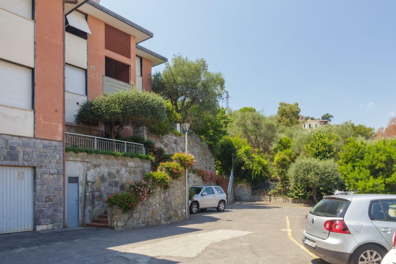 Casa Anna Sea view, Pool, Parking&wifi Apartment Rapallo Bagian luar foto